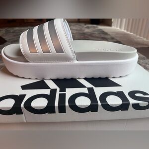 Adidas Adilette Platform Slides - Cloud White / Zero Metalic / Grey Sz 10